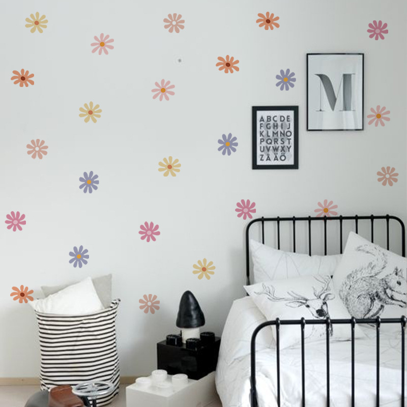 Daisy Floral Wall Stickers Chi - Baby Nursery Peel And Stick Wallpaper のレビューと価格