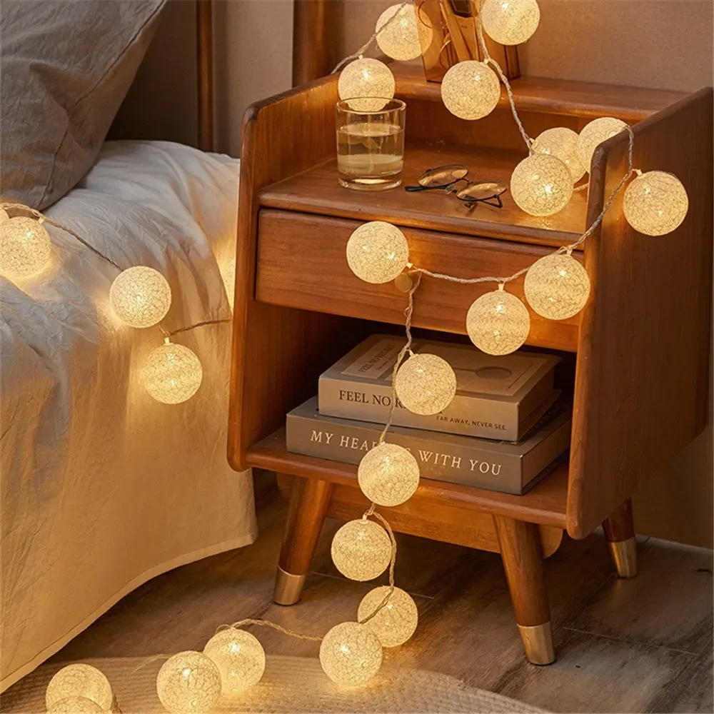 Halloween Cotton Garland Balls - Baby Nursery Lamp のレビューと価格