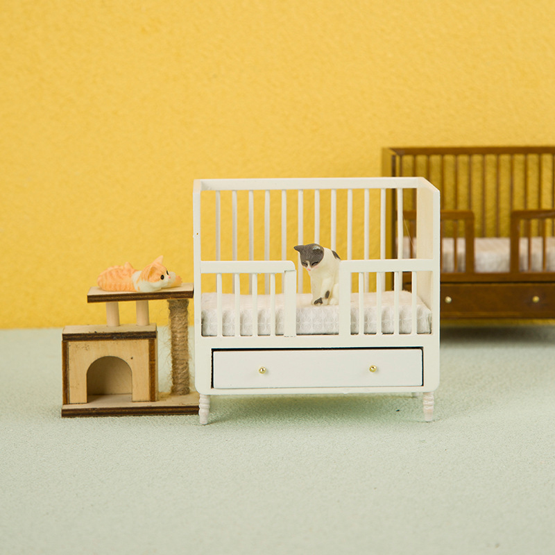 1:12 Miniature White Wood Baby - Baby Nursery Bedding のレビューと価格