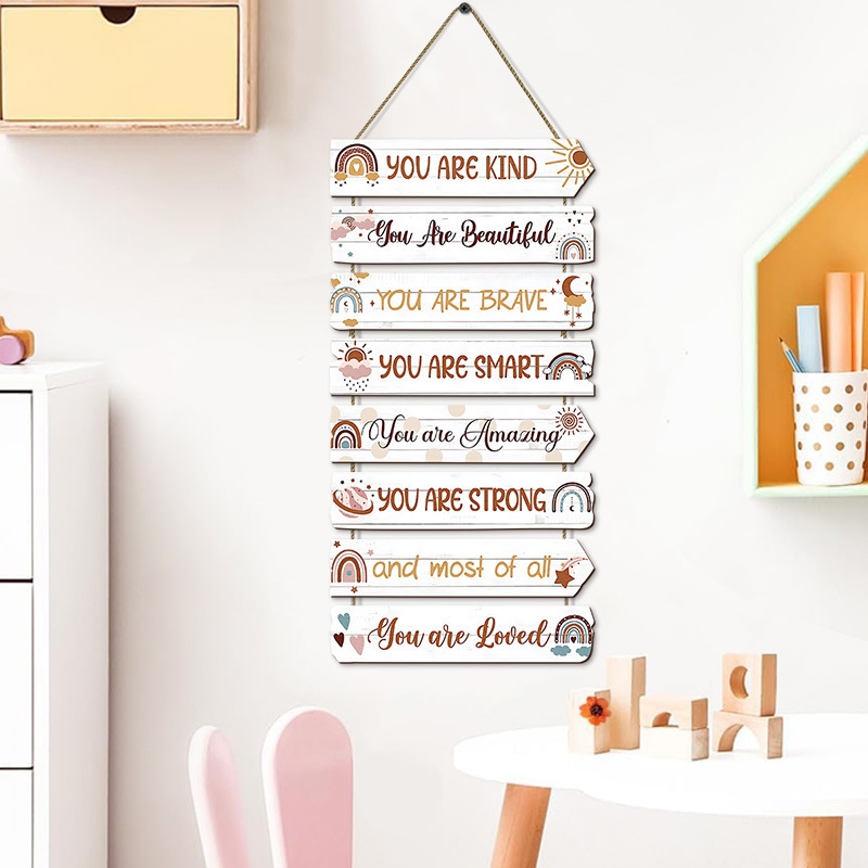 Rainbow Wooden Hanging Sign In - Baby Nursery Quotes のレビューと価格
