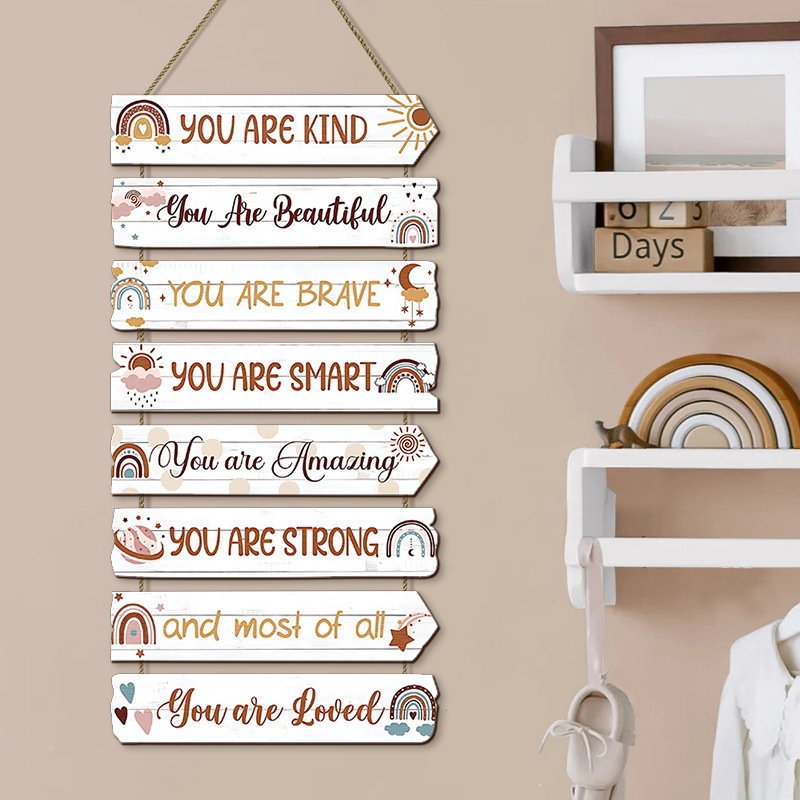 Rainbow Wooden Hanging Sign In - Baby Nursery Quotes のレビューと価格